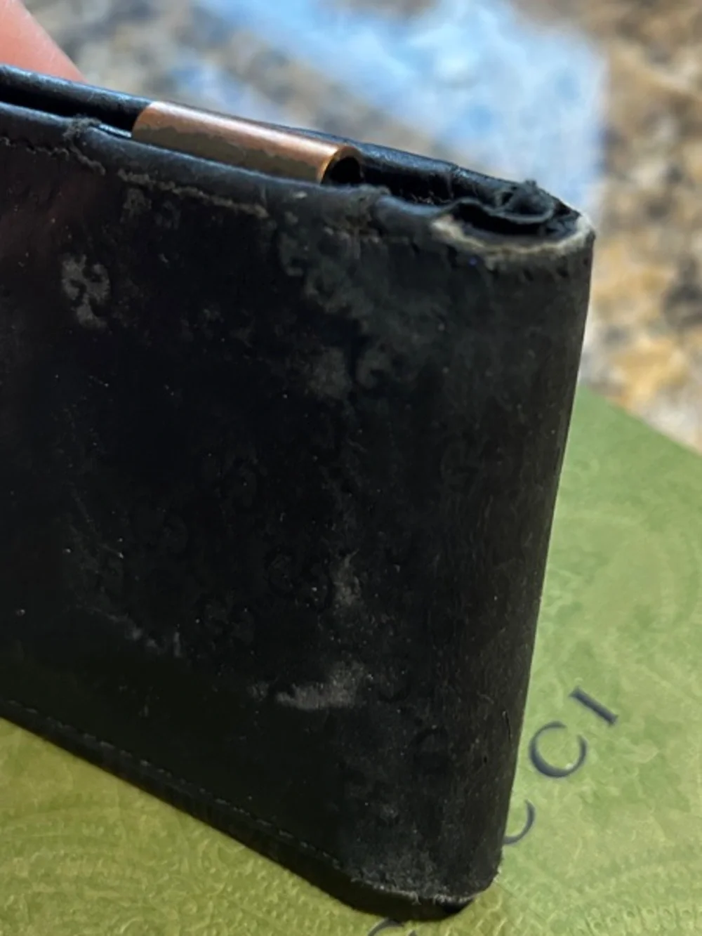 Gucci Black Leather Money Clip with Subtle GG Monogram